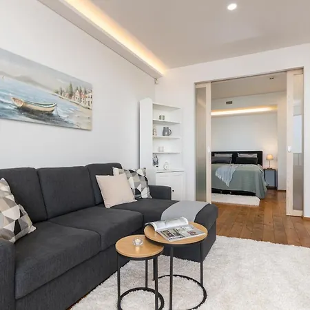 Cozy Fireplace - Amazing Seaview!W211 Apartman *